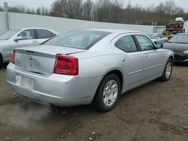 2B3KA43R66H119894 - 2006 DODGE CHARGER SE SILVER photo 4