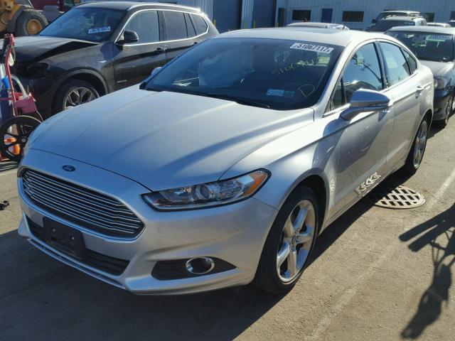 3FA6P0T93FR272900 - 2015 FORD FUSION SE SILVER photo 2