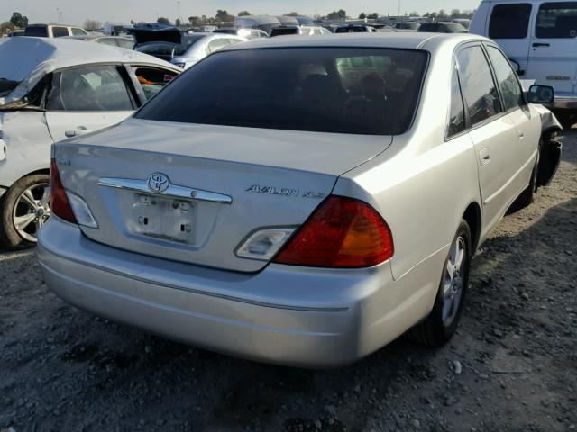 4T1BF28B9YU094730 - 2000 TOYOTA AVALON XL SILVER photo 4