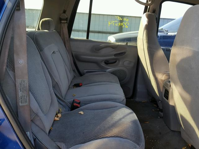 1FMEU1762VLB78973 - 1997 FORD EXPEDITION BLUE photo 6