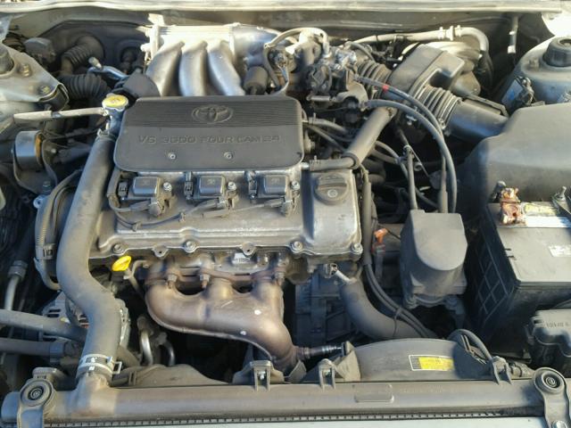 4T1BF28K21U123054 - 2001 TOYOTA CAMRY LE ვერცხლისფერი ფოტო 7