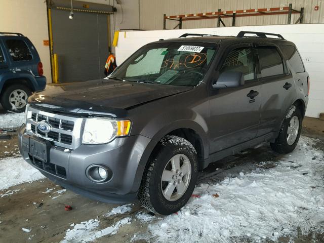 1FMCU9DG6AKB31822 - 2010 FORD ESCAPE XLT GRAY photo 2