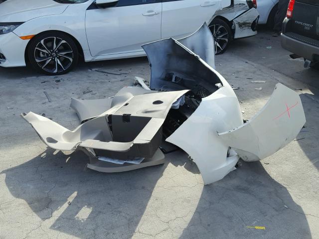 5TDYK3DCXFS637504 - 2015 TOYOTA SIENNA XLE WHITE photo 9