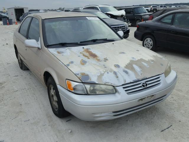 JT2BG22K7X0287693 - 1999 TOYOTA CAMRY LE BEIGE photo 1