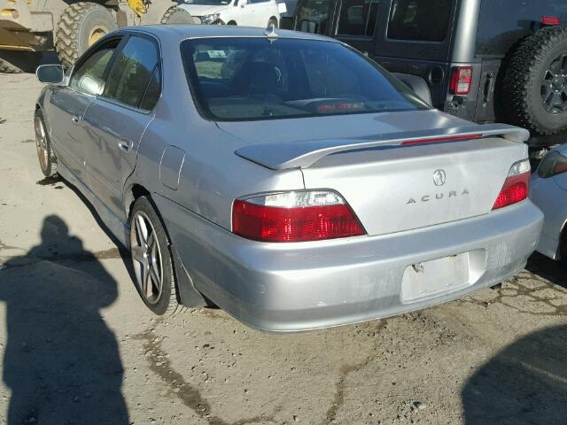 19UUA56671A005829 - 2001 ACURA 3.2TL SILVER photo 3