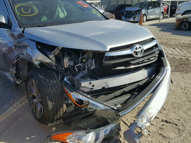 5TDKKRFH7FS088412 - 2015 TOYOTA HIGHLANDER SILVER photo 9