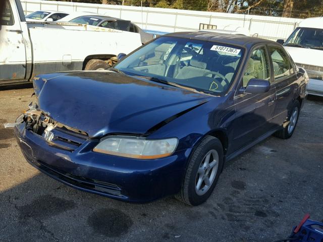 1HGCG56461A058501 - 2001 HONDA ACCORD LX BLUE photo 2