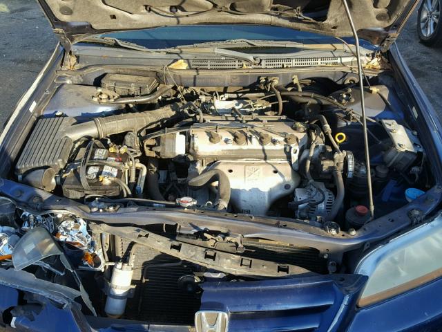 1HGCG56461A058501 - 2001 HONDA ACCORD LX BLUE photo 7