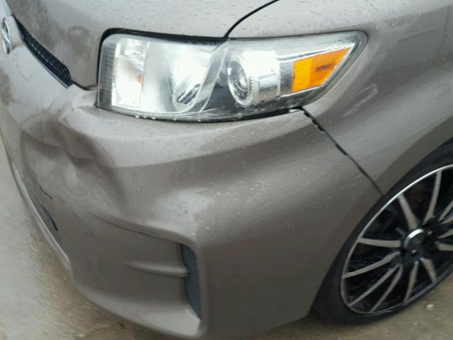 JTLZE4FE3B1132285 - 2011 TOYOTA SCION XB 棕色 照片 9