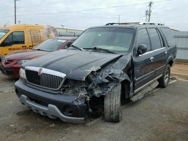 5LMEU27A4YLJ18902 - 2000 LINCOLN NAVIGATOR შავი ფოტო 2