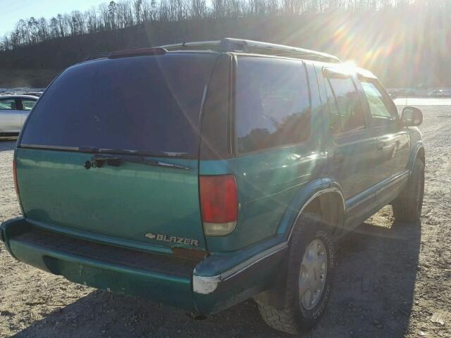 1GNDT13W8S2168899 - 1995 CHEVROLET BLAZER GREEN photo 4