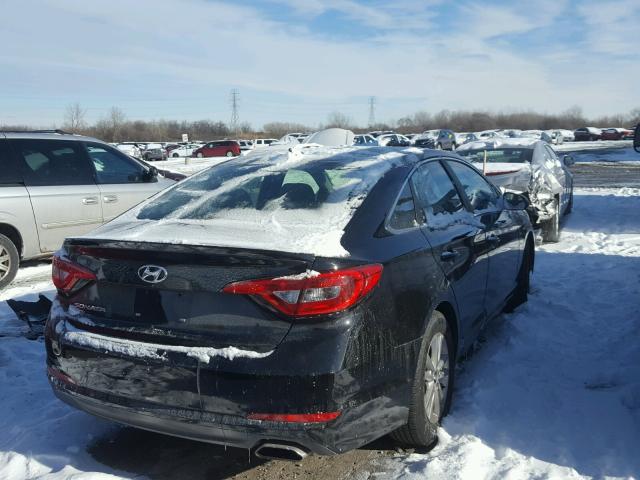 5NPE24AF0HH512026 - 2017 HYUNDAI SONATA SE BLACK photo 4