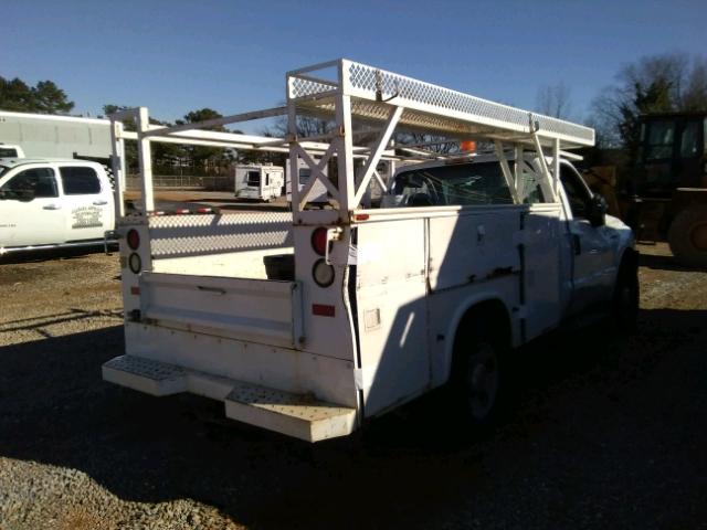 1FDSF34547EB10010 - 2007 FORD F350 SRW S WHITE photo 4