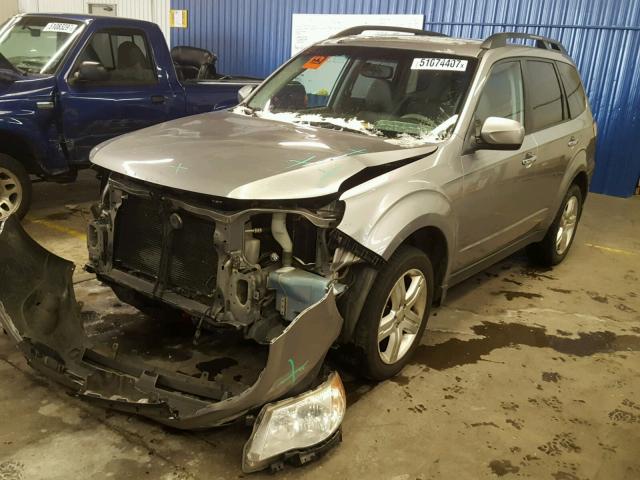JF2SH63699H743373 - 2009 SUBARU FORESTER 2 SILVER photo 2