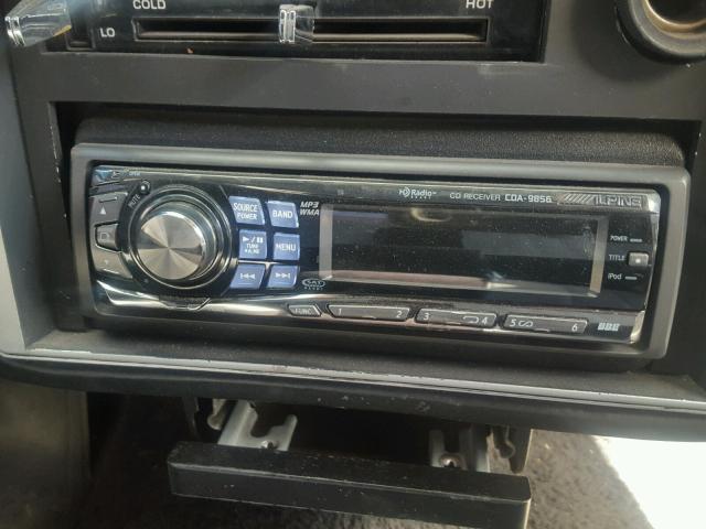 2K37SAP582405 - 1980 PONTIAC GRAND PRIX SILVER photo 10