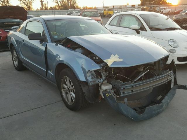 1ZVHT80N165135291 - 2006 FORD MUSTANG BLUE photo 1