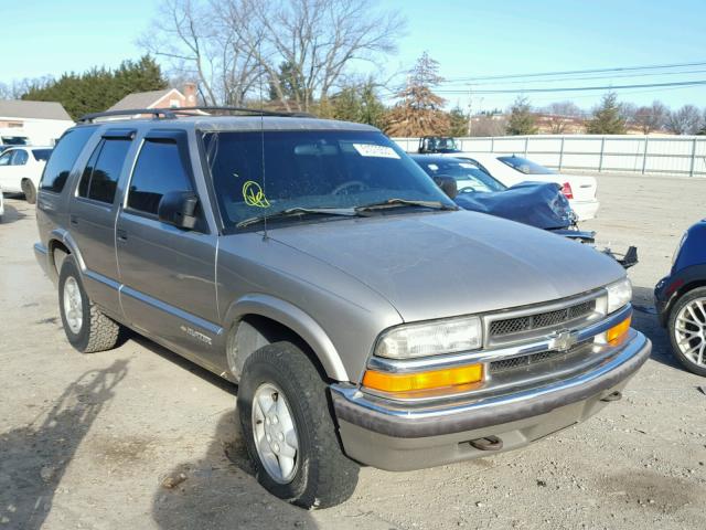 1GNDT13W2YK195685 - 2000 CHEVROLET BLAZER TAN photo 1