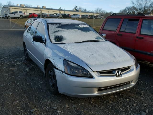 1HGCM564X3A026145 - 2003 HONDA ACCORD LX SILVER photo 1