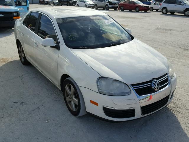 3VWRM71K18M092908 - 2008 VOLKSWAGEN JETTA SE WHITE photo 1