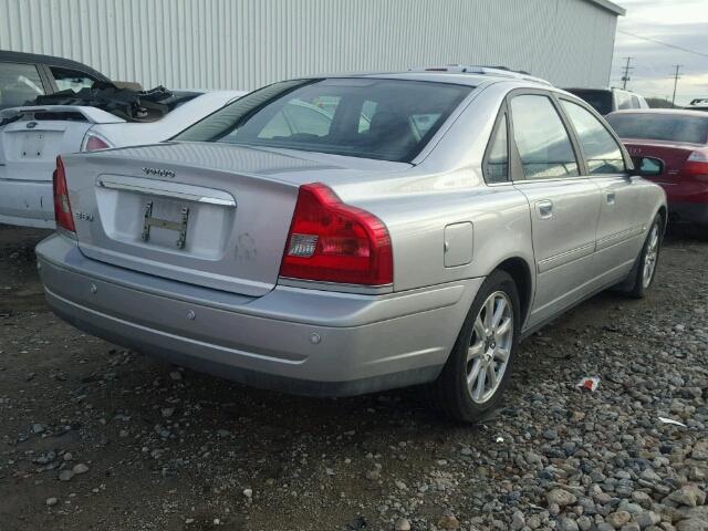 YV1TS59H841363346 - 2004 VOLVO S80 2.5T SILVER photo 4