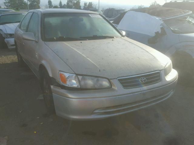 JT2BF22K110312355 - 2001 TOYOTA CAMRY CE TAN photo 1