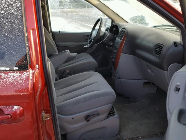 1A4GP45R36B620812 - 2006 CHRYSLER TOWN & COU Qırmızı foto 5
