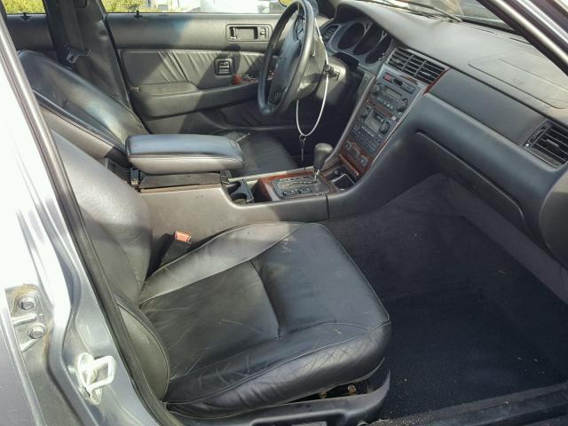 JH4KA965XXC009504 - 1999 ACURA 3.5RL BLUE photo 5