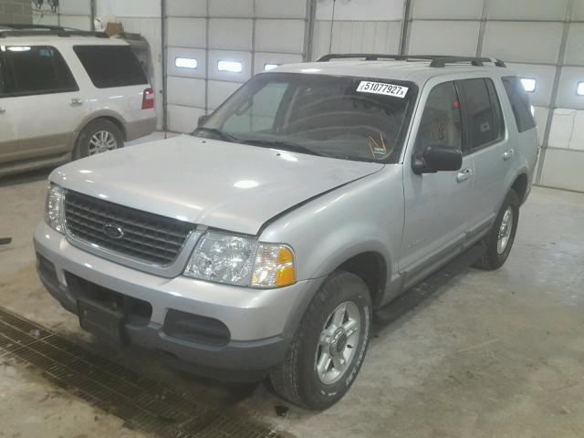 1FMZU73EX2UA07864 - 2002 FORD EXPLORER X SILVER photo 2