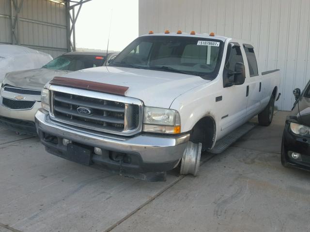 1FTSW30F52EA00448 - 2002 FORD F350 SRW S WHITE photo 2