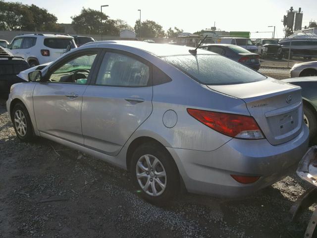 KMHCT4AE2DU440706 - 2013 HYUNDAI ACCENT GLS SILVER photo 3