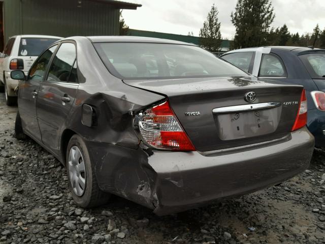 JTDBE32K130184492 - 2003 TOYOTA CAMRY LE ნაცრისფერი ფოტო 3