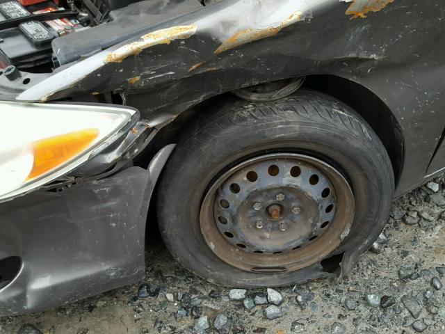 JTDBE32K130184492 - 2003 TOYOTA CAMRY LE ნაცრისფერი ფოტო 9