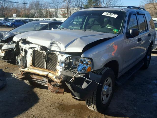 1FMZU62K34UB36453 - 2004 FORD EXPLORER X GRAY photo 2