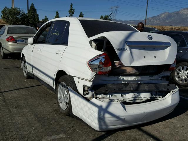 3N1BC1AP8BL404366 - 2011 NISSAN VERSA S WHITE photo 3