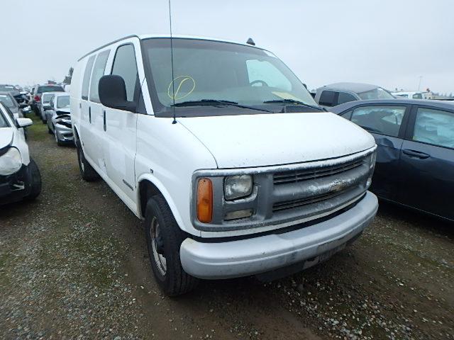 1GCHG35R811168598 - 2001 CHEVROLET EXPRESS G3 WHITE photo 1