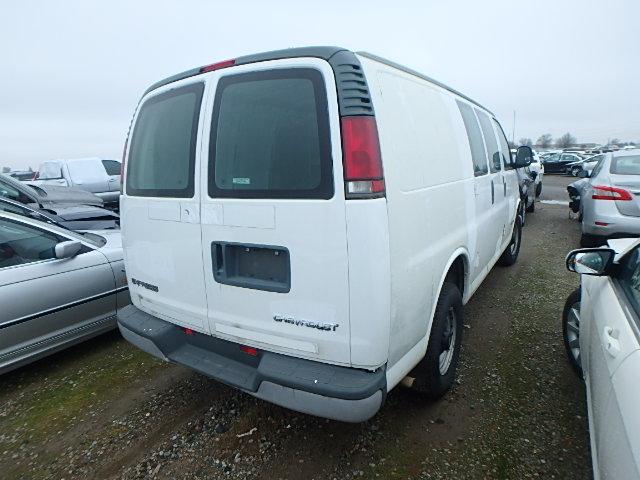 1GCHG35R811168598 - 2001 CHEVROLET EXPRESS G3 WHITE photo 4