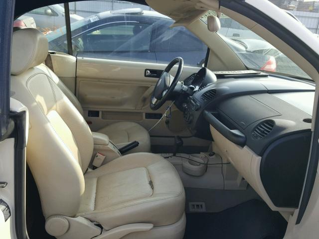 3VWCD21Y83M322837 - 2003 VOLKSWAGEN NEW BEETLE CREAM photo 5