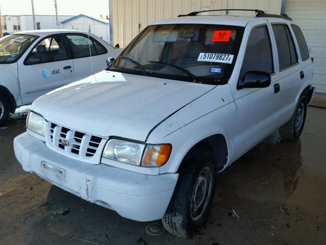 KNDJB7232Y5683123 - 2000 KIA SPORTAGE WHITE photo 2