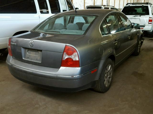 WVWPD63B62P433805 - 2002 VOLKSWAGEN PASSAT GLS SILVER photo 4