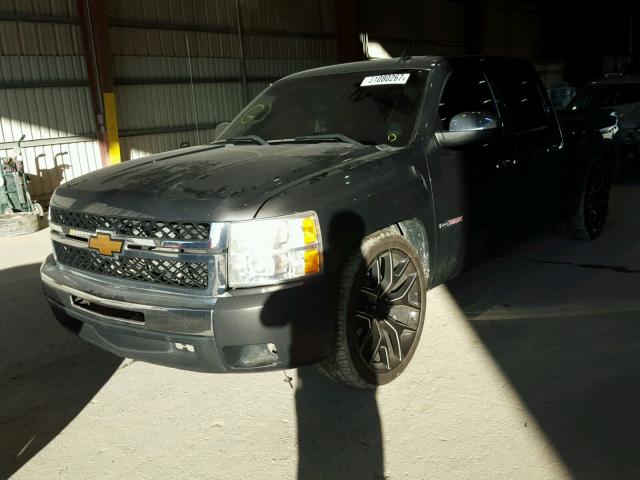 3GCPCSE04BG117122 - 2011 CHEVROLET SILVERADO GRAY photo 2