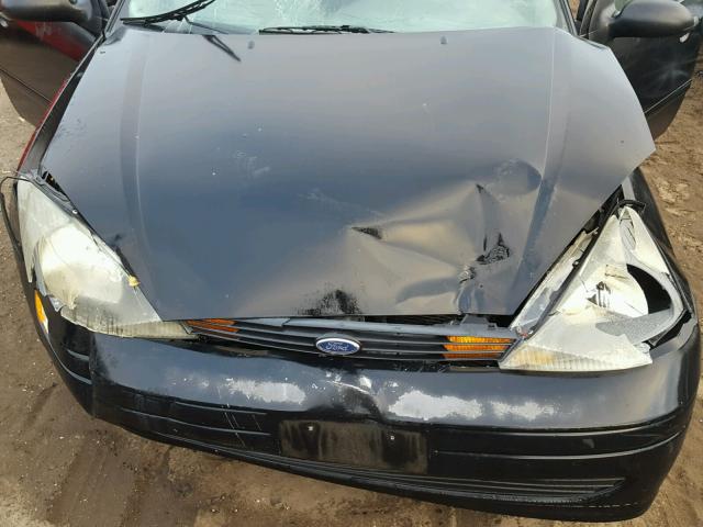 1FAFP34P73W123459 - 2003 FORD FOCUS SE BLACK photo 7