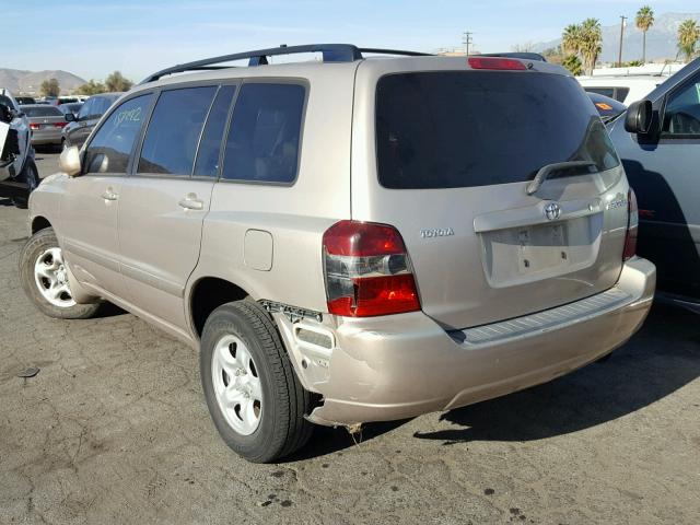 JTEDD21A140086834 - 2004 TOYOTA HIGHLANDER GOLD photo 3