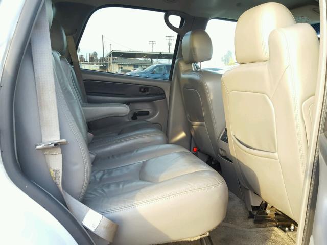 1GNEK13TX3R218496 - 2003 CHEVROLET TAHOE K150 WHITE photo 6