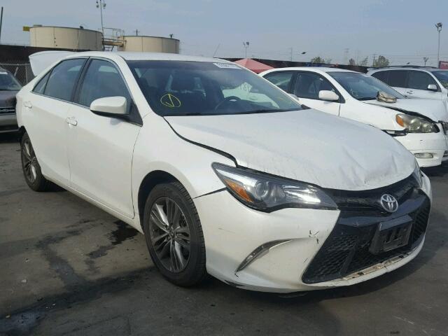 4T1BF1FK5FU928602 - 2015 TOYOTA CAMRY LE WHITE photo 1