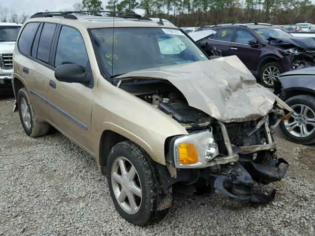 1GKDS13S272286306 - 2007 GMC ENVOY TAN photo 1