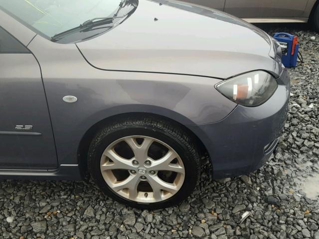 JM1BK343271685843 - 2007 MAZDA 3 HATCHBAC GRAY photo 9