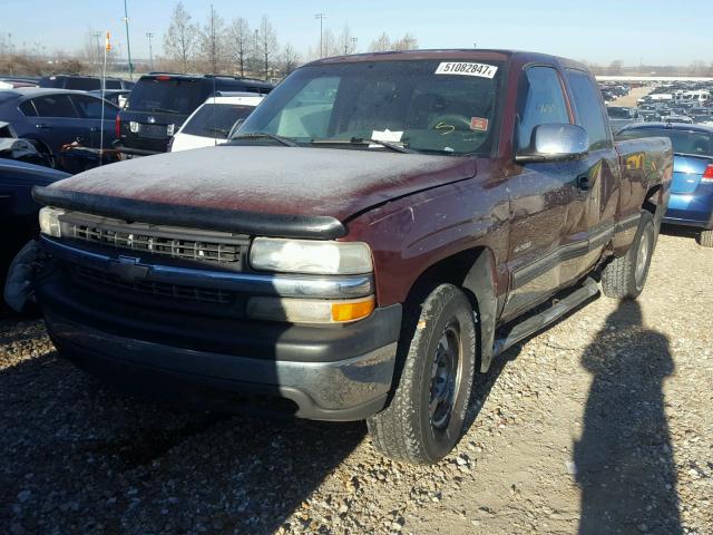 1GCEK19TX1E156571 - 2001 CHEVROLET SILVERADO BURGUNDY photo 2