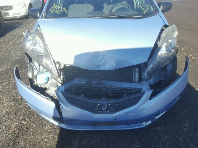 JHMGE8H27AC037579 - 2010 HONDA FIT BLUE photo 9