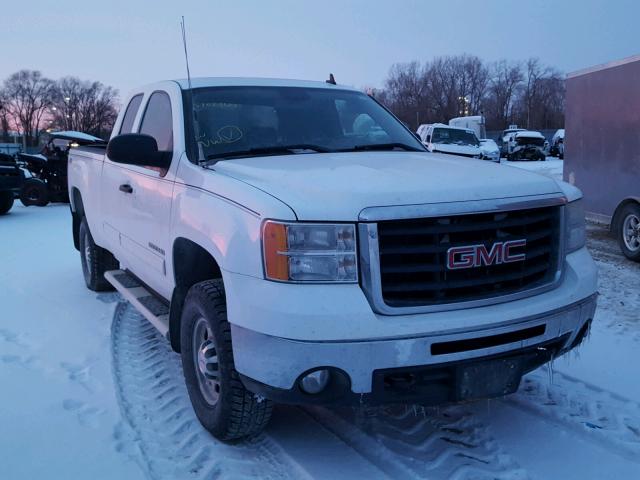 1GT5K0BG3AZ271173 - 2010 GMC SIERRA K25 WHITE photo 1