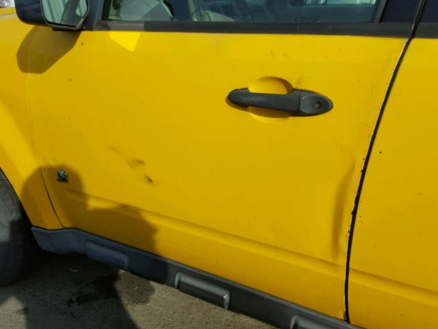 1FMCU49389KA03554 - 2009 FORD ESCAPE HYB YELLOW photo 9